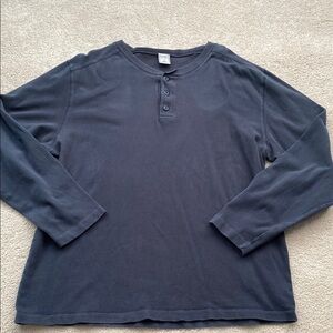 Old Navy 100% cotton dark navy blue long sleeve shirt with buttons.